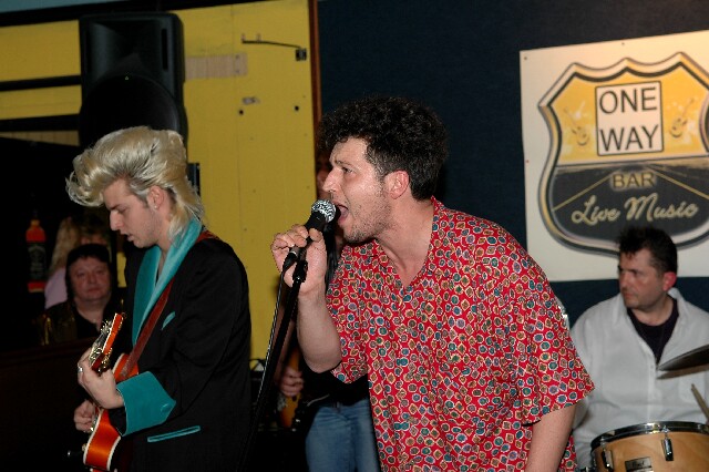 min 2006 11 17 one way 177
